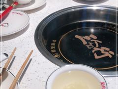 -三人行骨头王火锅(长寿店)