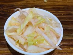 -遵义虾子张六羊肉粉(普陀路店)