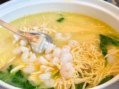 手剥虾仁煮干丝-扬州香格里拉·香宫中餐厅