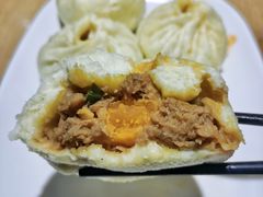 咸蛋黄超人包-老陶包子铺(南大西南村店)