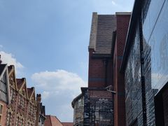 -钟书阁(松江泰晤士小镇店)