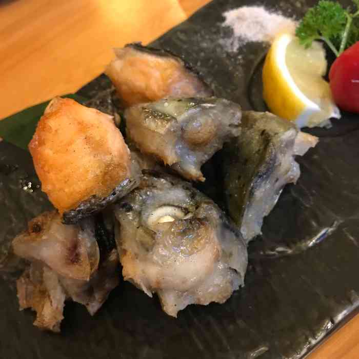 渔太郎日本料理(七宝店"中午的定食套餐很划算 生鱼片样样都很新鲜.