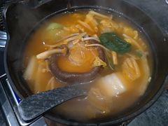 泡菜杂菌锅-響日本燒肉