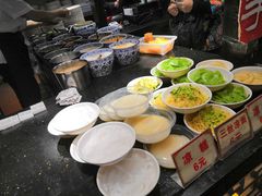 -八一路好吃街(雨田商务大厦店)