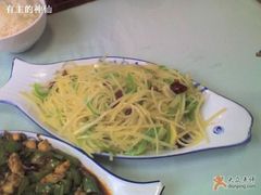 酸辣土豆丝-红屋川菜(大学南路店)
