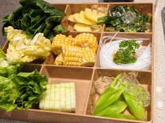 -海底捞火锅(高新万达店)