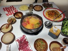 -贵府酸汤牛肉火锅·贵州老字号(飞山街店)