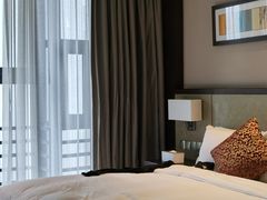 -深圳湾科技园丽雅查尔顿酒店
