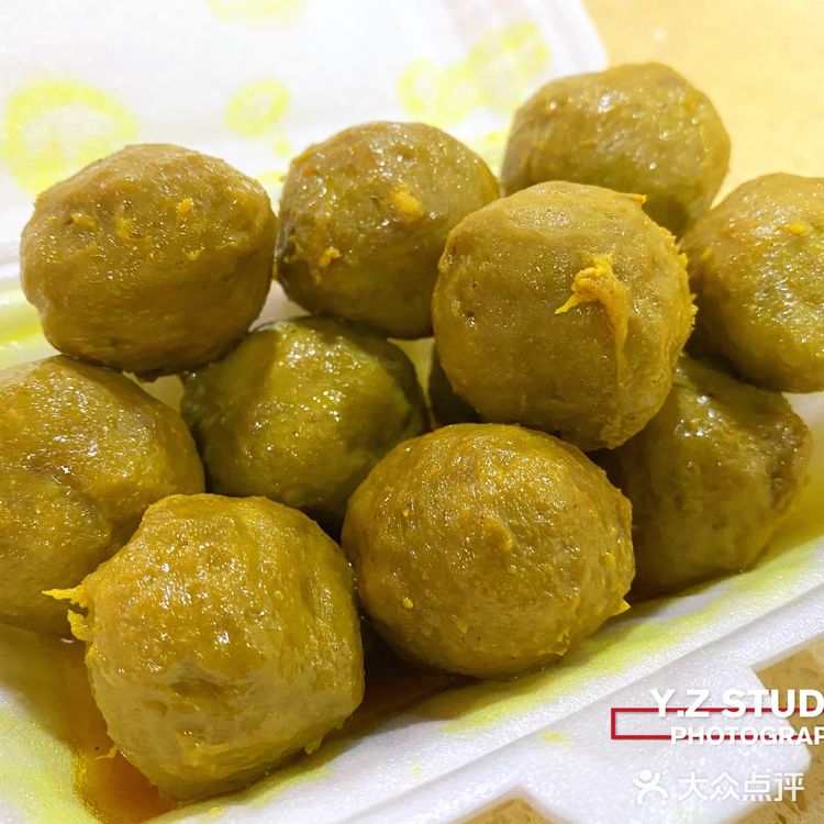 肇庆探店｜小商贩的骄傲 —— 肥姨鱼蛋