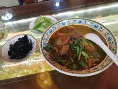 -金杨拉面王小吃面馆·牛三宝面·红烧牛肉粉