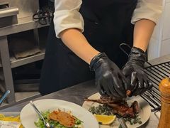 -LESCEDARS Brasserie Bistro香柏树