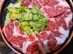 -鲜入围煮花胶鸡海鲜火锅
