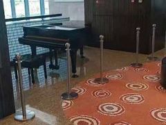 -上海虹桥西郊假日酒店