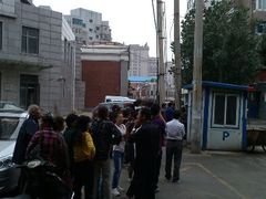 中秋节排队-老杨家熟食店