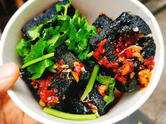 -黑色经典臭豆腐·湖南特产(坡子街店)