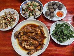 -芦茨金富饭庄·25年老字号·专做稻草鸡