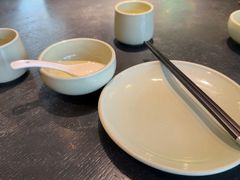 -蝴蝶里·粤菜·点心(滨江龙湖店)