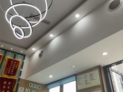 -半岛宠物医院24小时·内窥镜·牙科·碎石中心(府城大道店)