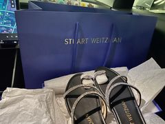 -STUART WEITZMAN(静安嘉里中心店)