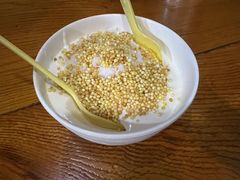 -蜗牛小馆醉乡民谣云南菜(惠新西里店)