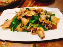 韭菜炒带籽笔管-老东镇啤酒屋海鲜加工·蒸汽海鲜·海鲜烧烤(台东店)