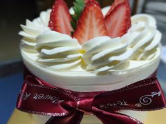 -花花卷卷·鲜食蛋糕(静安久光百货店)