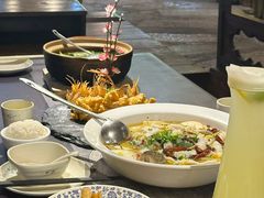 -花溪雨·森林餐厅(石基店)