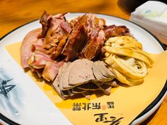 -一口猪年味东北菜(荔枝沟店)