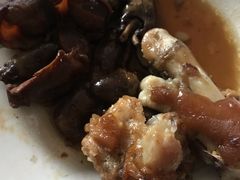 猪蹄-土门八珍烤鸡腊味店(土门老店)