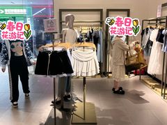 -URBAN REVIVO(七宝领展广场店)