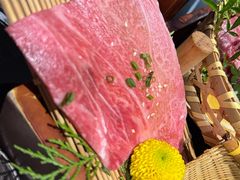 -山川小町·极番烧肉(新地假日广场店)