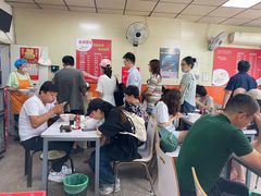 大堂-海平馄饨(逍遥二路店)