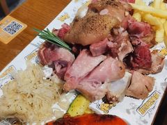 -HUZI虎滋精酿餐吧(京西大悦城店)