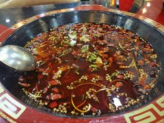 -烧哥美蛙肥肠鱼火锅·十五年社区店