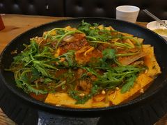 -喇喇排骨火锅·传统韩式脊骨汤(望京西园总店)