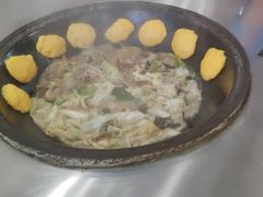 -粘豆包柴火铁锅炖