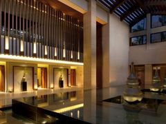 -三亚湾海居铂尔曼度假酒店