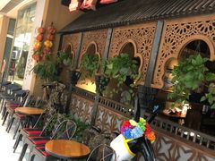 等位区-楼兰新疆主题餐厅(悠方店)