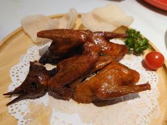 秘制脆皮乳鸽-避风塘·金牌店·夜宵(金玉兰店)