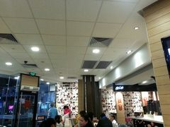 大堂-麦当劳(怡景店)
