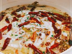 -江渔儿酸菜鱼专门店(明珠广场店)