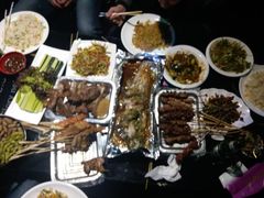 -蓝尊量贩(黄河路店)