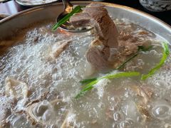 -老石黑山羊毛驴肉火锅(金凯广场店)