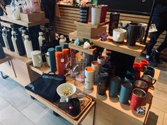零售区-星巴克臻选(杭州万象城店)