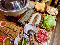 -猫爷的腔调·黔小馆(交大医学住宅区店)