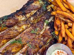 -LESCEDARS Brasserie Bistro香柏树