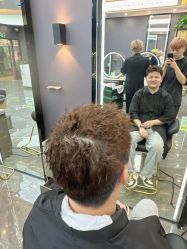 -藤野造型烫染·漂发