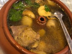 -小厨子私房菜·云南美食店