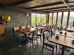 -Cau Go Vietnamese Cuisine