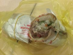 -Bánh Mì Huynh Hoa